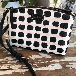 Kate Spade Pattern Small Cross Body Purse